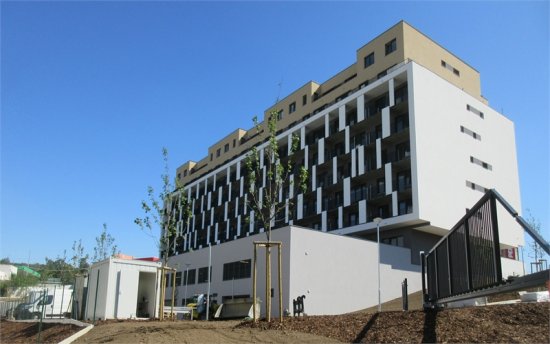 Apartment building Lehovec